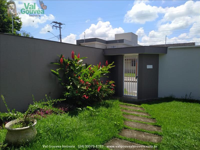 Casa a Venda no Morada da Colina I II III em Resende