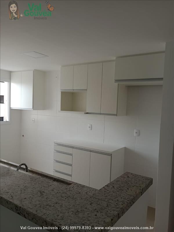 Apartamento para Venda ou Alugar no Vila Julieta em Resende