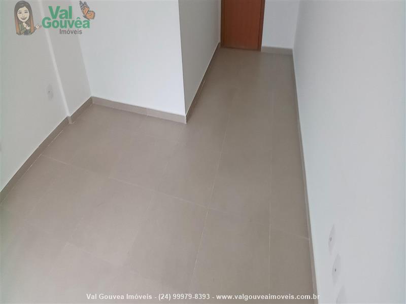 Apartamento para Venda ou Alugar no Vila Julieta em Resende