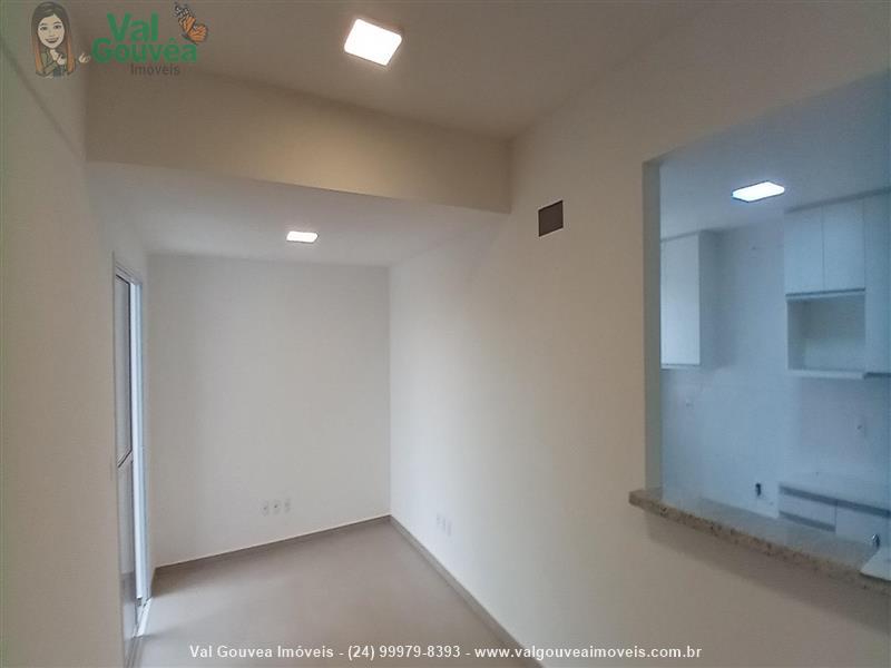 Apartamento para Venda ou Alugar no Vila Julieta em Resende