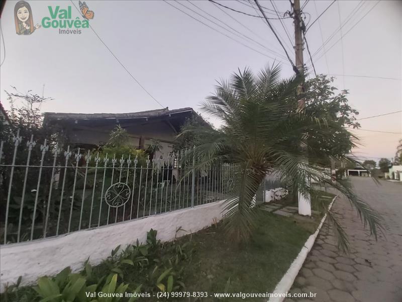 Casa a Venda no Jardim das Rosas em Penedo (Itatiaia)