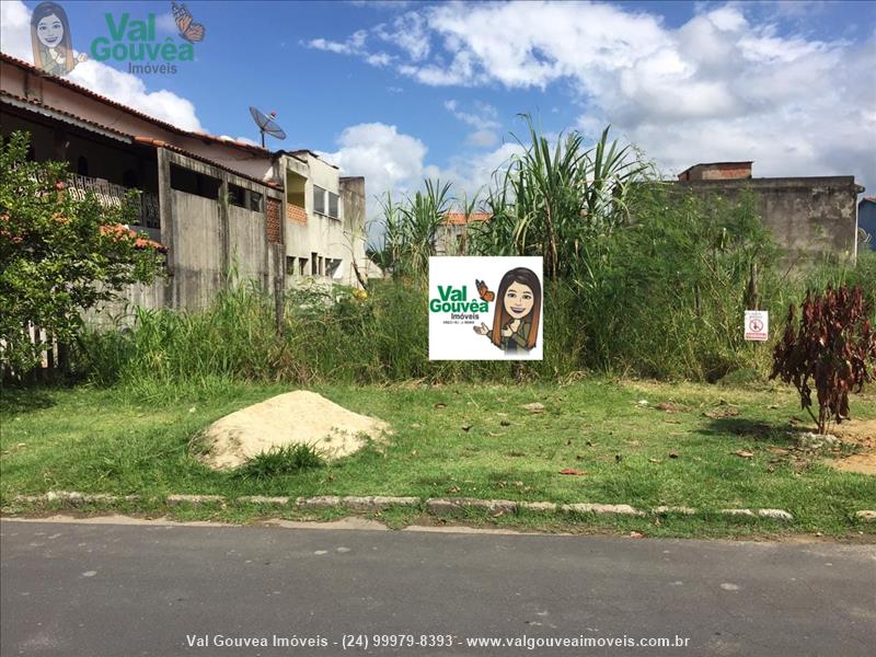 Terreno a Venda no Jardim Itatiaia em Itatiaia