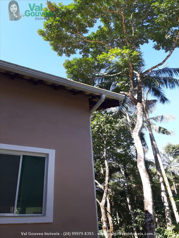 Casa a Venda no Penedo em Itatiaia