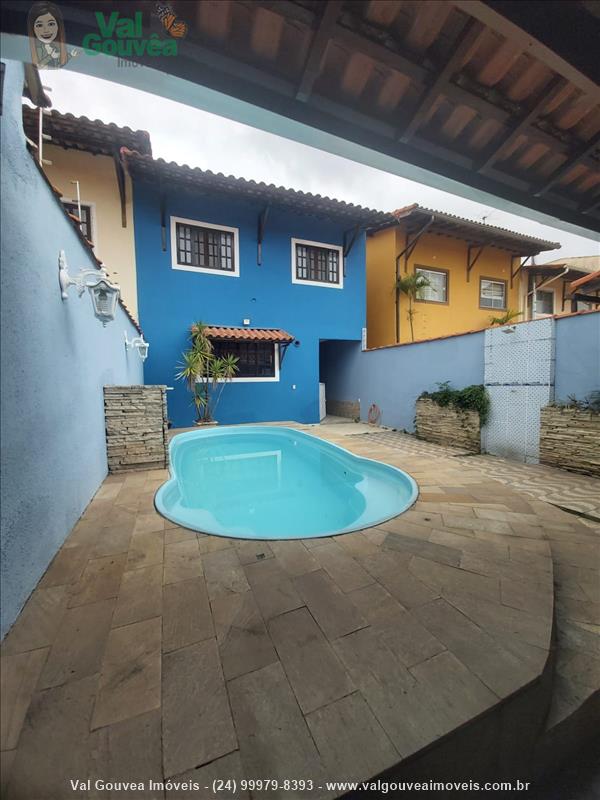 Casa a Venda no Morada da Colina I II III em Resende