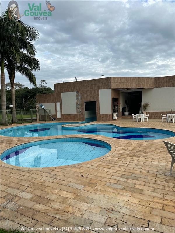 Casa a Venda no Mirante das Agulhas em Resende