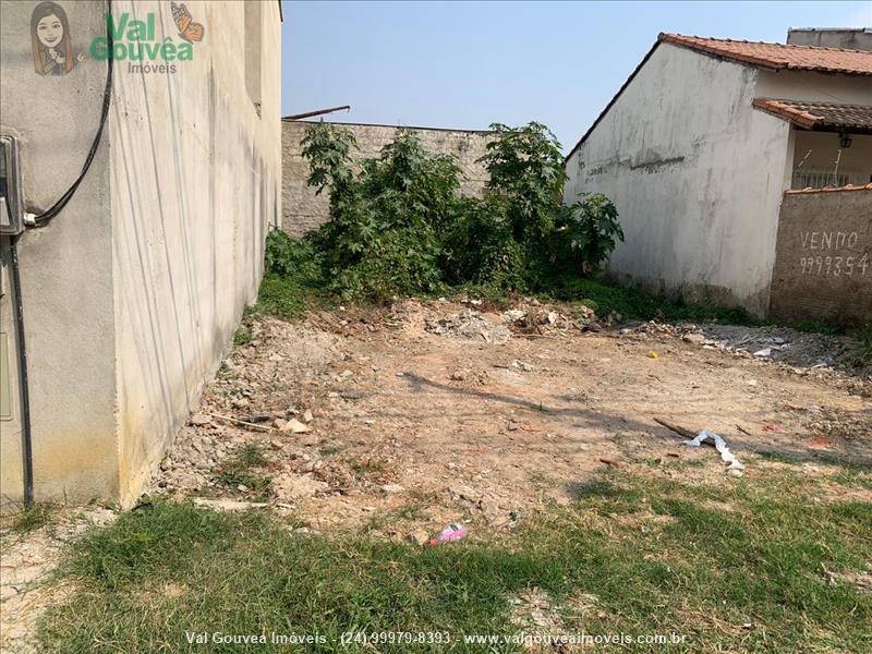 Terreno a Venda no Jardim Aliança II em Resende