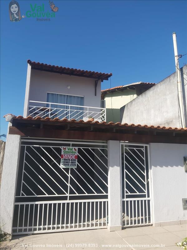 Casa a Venda no Mirante de Serra em Resende