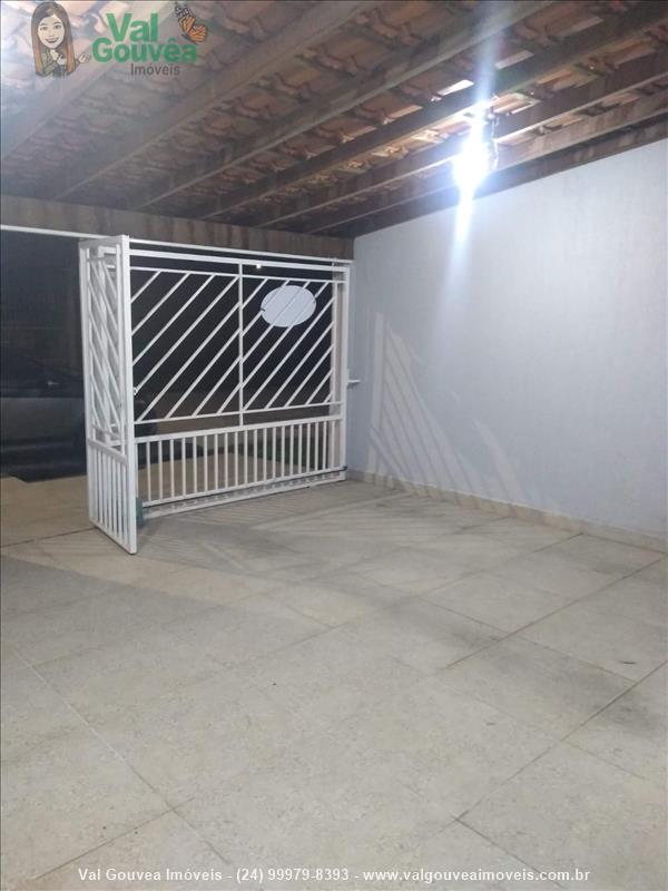 Casa a Venda no Mirante de Serra em Resende