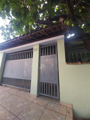 Casa à Venda