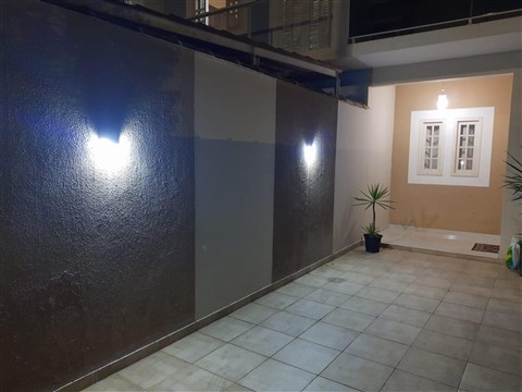 Casa à Venda