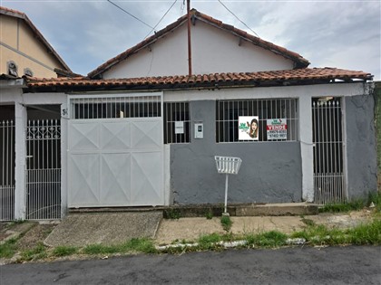 Casa à Venda