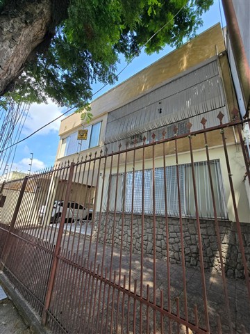 Casa à Venda