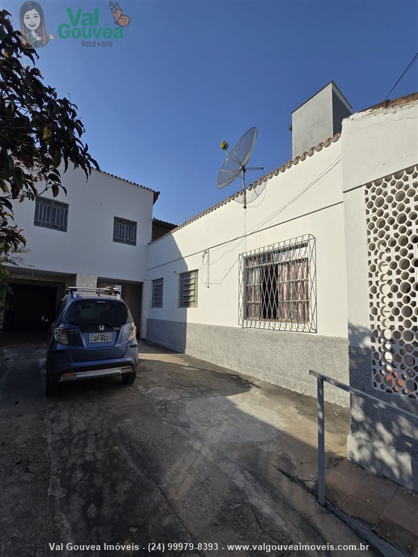 Casa a Venda no Paraíso em Resende