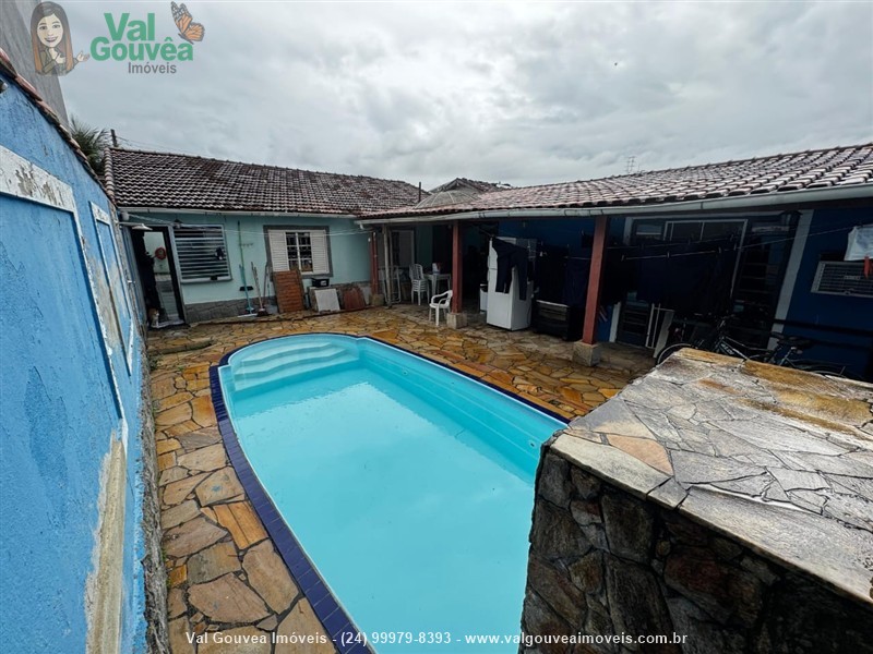Casa a Venda no Cidade Alegria em Resende
