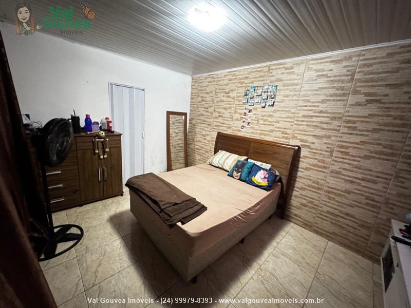 Casa a Venda no Cidade Alegria em Resende