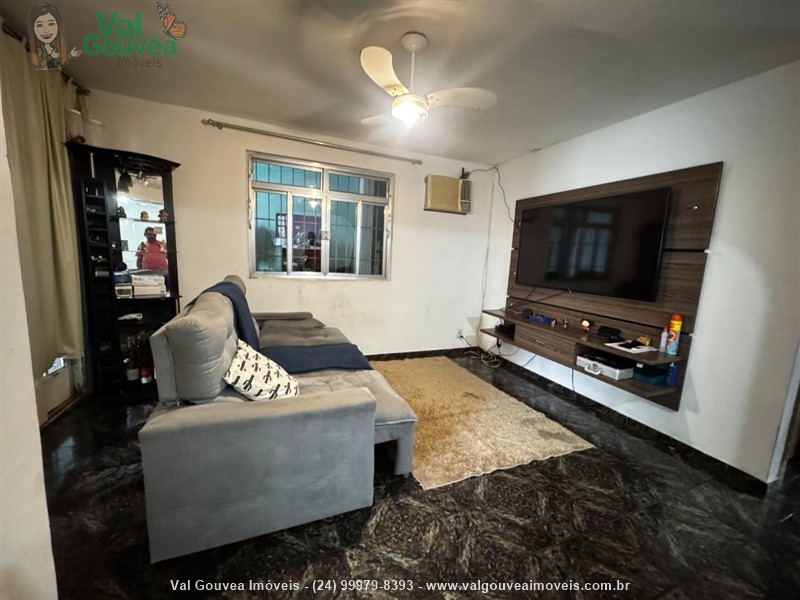 Casa a Venda no Cidade Alegria em Resende