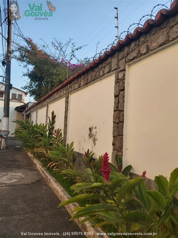 Casa a Venda no Centro em Resende