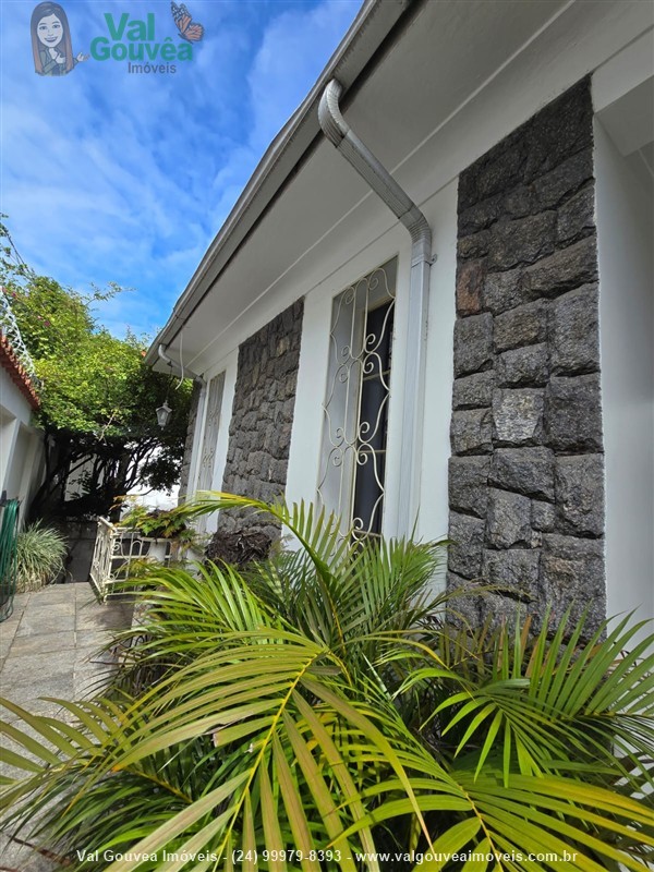 Casa a Venda no Centro em Resende