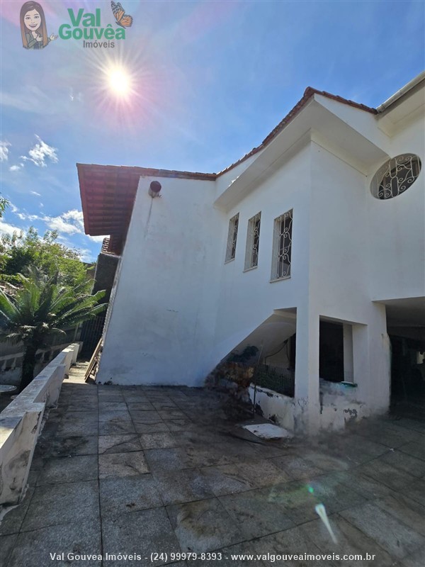 Casa a Venda no Centro em Resende