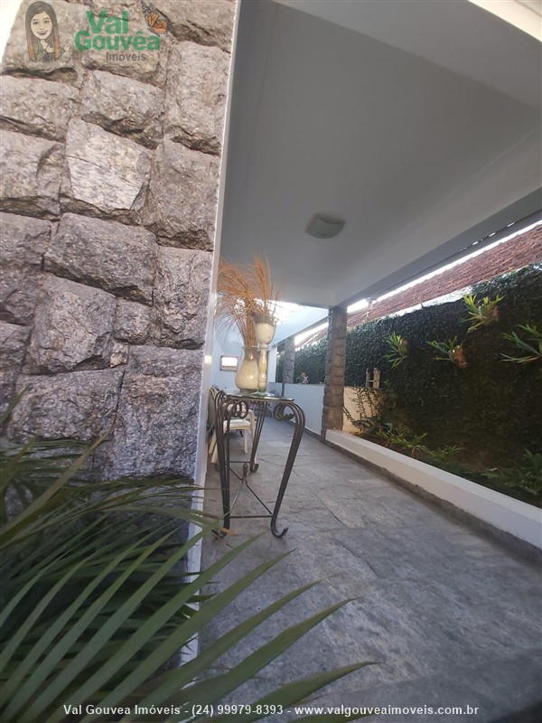 Casa a Venda no Centro em Resende