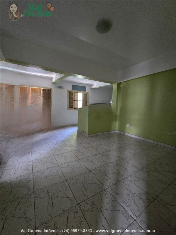 Casa a Venda no Centro em Resende