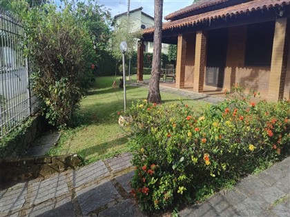 Casa à Venda