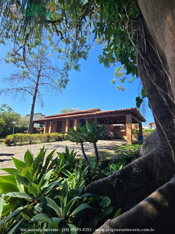 Casa a Venda no Jardim Brasília em Resende
