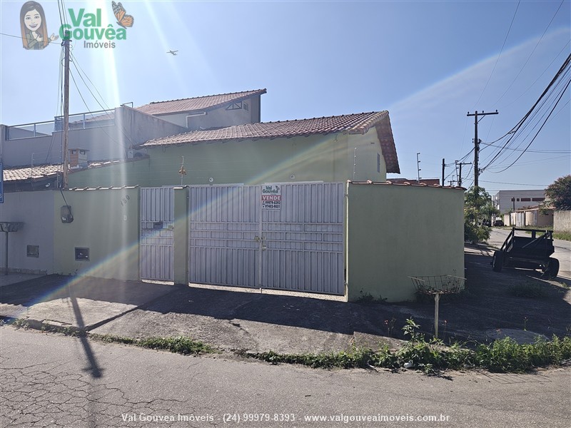 Casa a Venda no Morada da Montanha em Resende