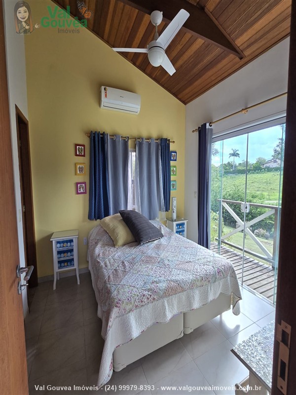 Casa a Venda no Martinelli em Penedo (Itatiaia)