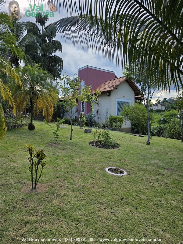 Casa a Venda no Martinelli em Penedo (Itatiaia)