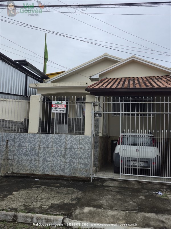Casa a Venda no Paraíso em Resende