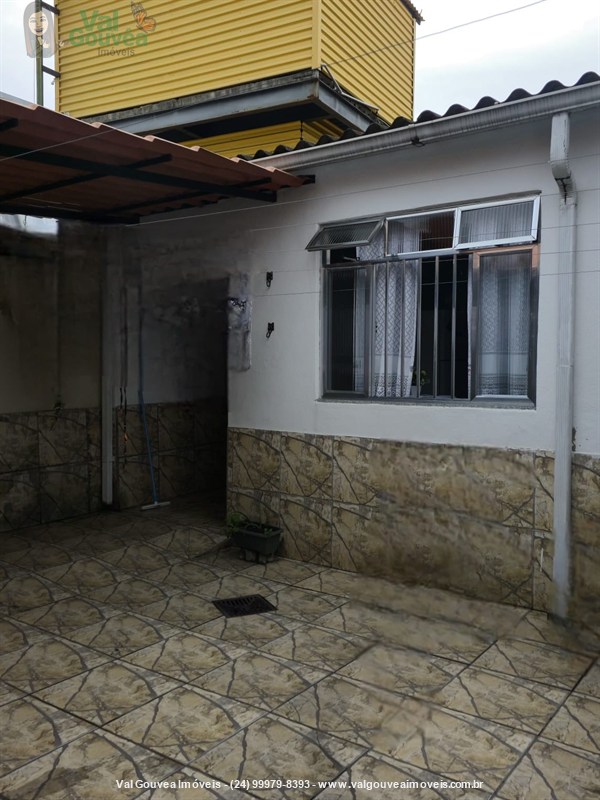 Casa a Venda no Paraíso em Resende