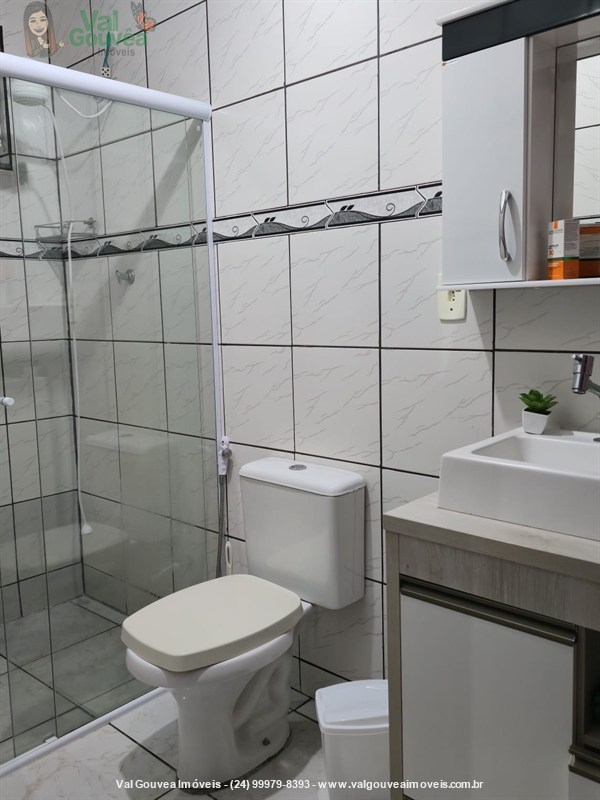 Casa a Venda no Paraíso em Resende