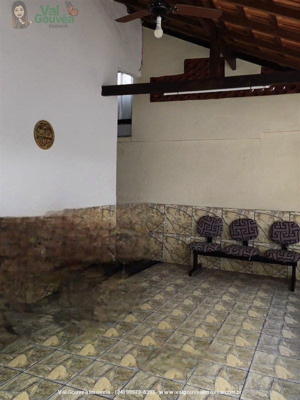 Casa a Venda no Paraíso em Resende