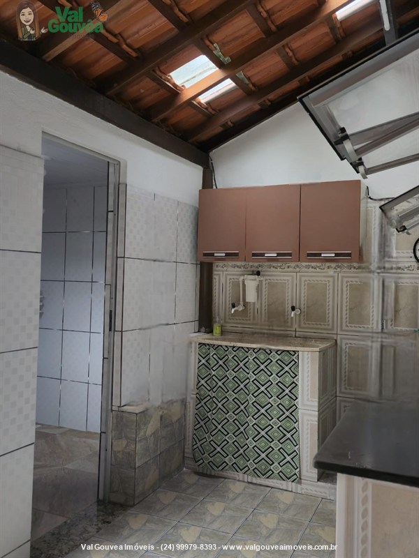 Casa a Venda no Paraíso em Resende