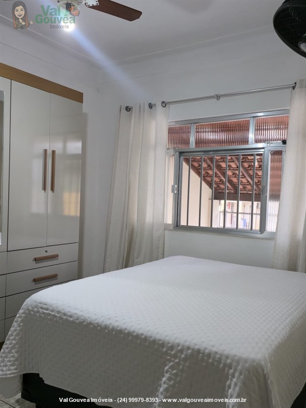 Casa a Venda no Paraíso em Resende