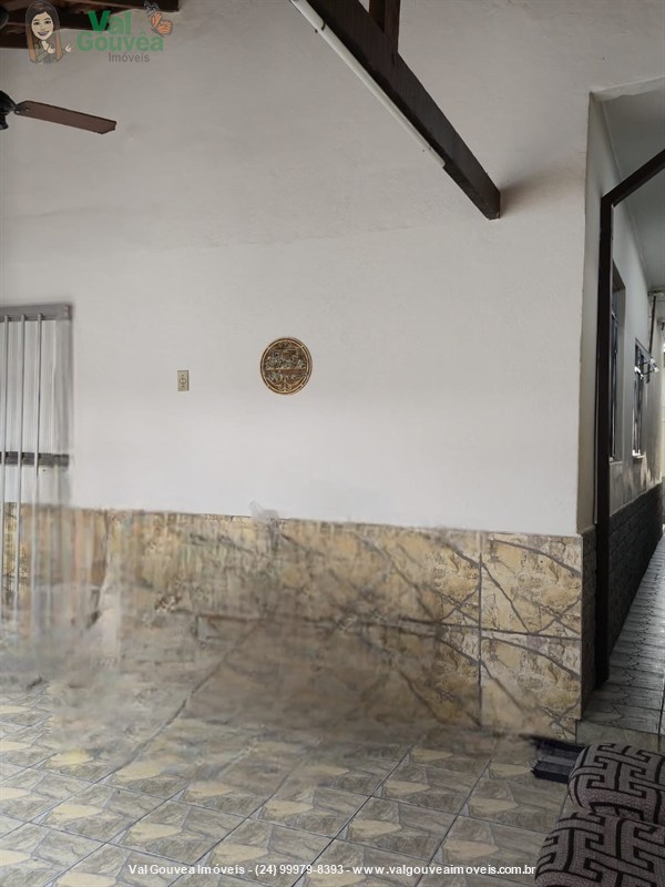 Casa a Venda no Paraíso em Resende