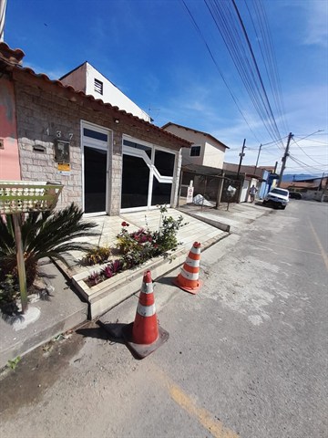 Casa à Venda