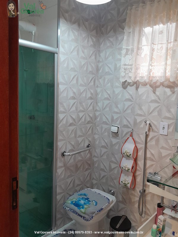 Casa a Venda no Mirante de Serra em Resende