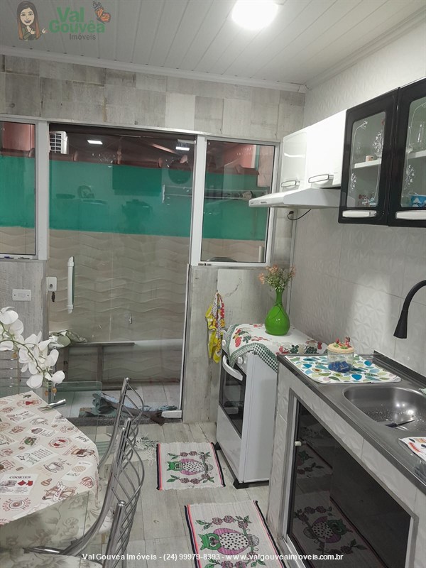 Casa a Venda no Mirante de Serra em Resende