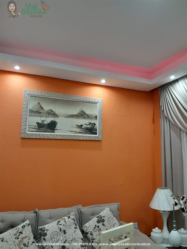 Casa a Venda no Mirante de Serra em Resende