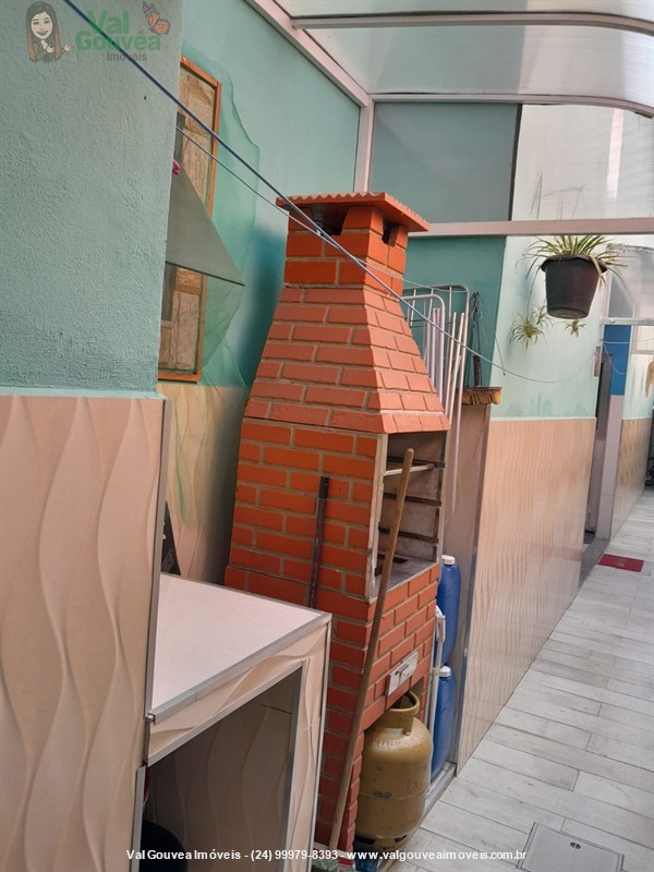 Casa a Venda no Mirante de Serra em Resende