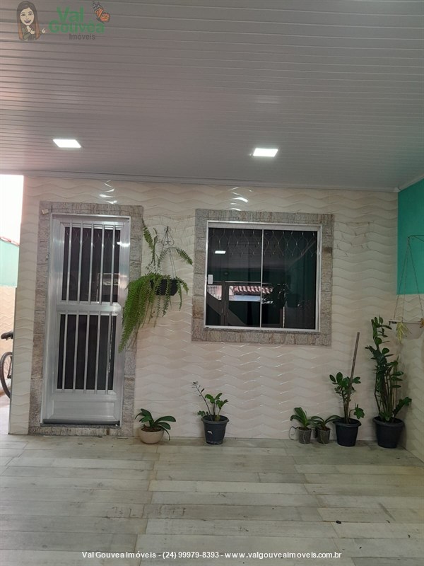 Casa a Venda no Mirante de Serra em Resende