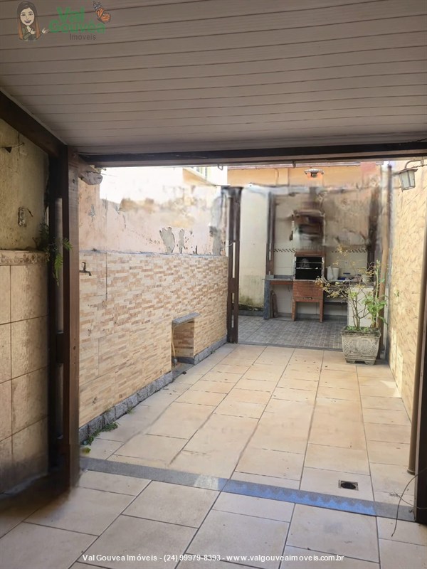 Casa a Venda no Jardim Ponte Alta em Volta Redonda