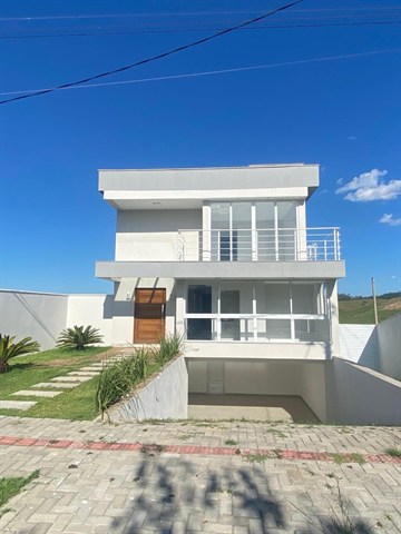 Casa em condomínio à Venda